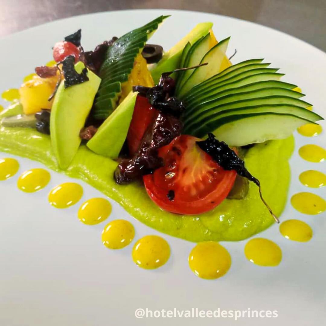 Hotel Vallee Des Princes دوالا المظهر الخارجي الصورة